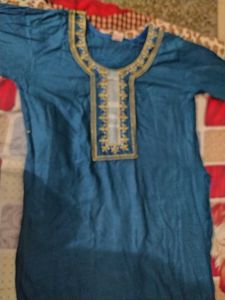 Embroidered Kurta With Freebie Inside 💠