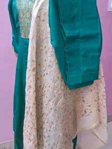 Elegant Green Kurta Set Of 3