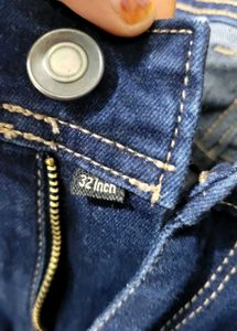 Max men&#39;s blue jeans