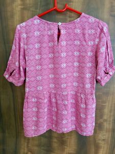 Causal Cute Top