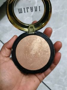 Milani Baked Highlighter