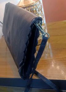 H&amp;M Scalloped Crossbody Bag