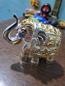 Elegant Elephant Showpiece