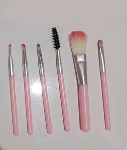 Hello Kitty Mini Makeup Brush Set with Tin Case