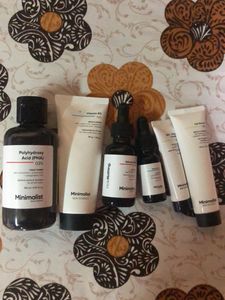 Minimalist Skincare Kit