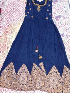 Elegant Navy Blue Ethnic Gown