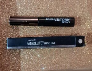 🥳🥳Lakme Absolute Shine Liquid Eye Liner -Black