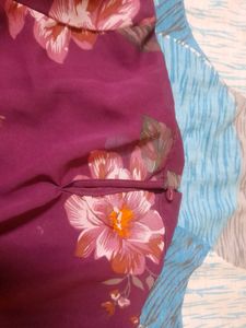 Casual BalloonSleeve Floral Print Women Maroon Top