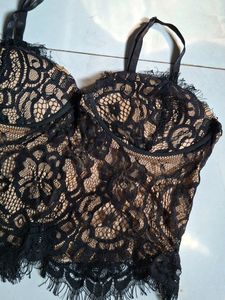 Lace Brellet