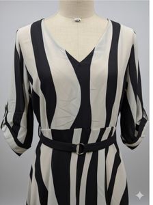 Striped Asymmetric Dress ❤️🌸