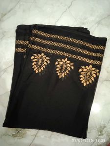 pretty black saree .