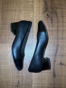 Clarks Pumps