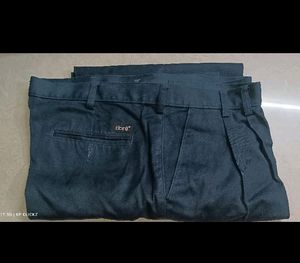 branded formal pant got it from here selling becoz of size issue