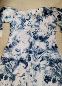 Tie-Dye Layered  Abaya With Dupatta.Size 44.