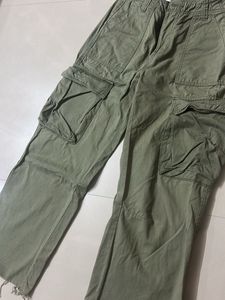 Medium Rise Olive Green Cargo Pants