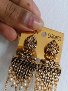 Earring
