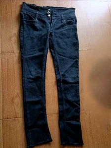 Dark Wash Skinny Jeans