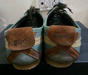 Onitsuka Tiger Sneakers