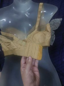 totally new unused bra 40 no