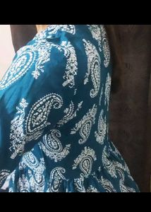 SHORT BLUE KURTI