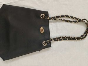 Chic Tote Bag