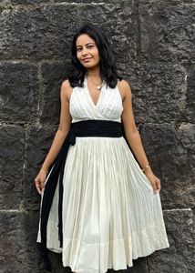 Chic Ivory Midi Dress with Black Sash