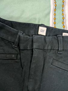 GAP Black Shorts