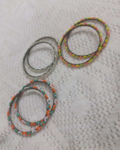 BRAND NEW💐Flower Bangles 🌼 🌸(ANY 1 PAIR)🥀