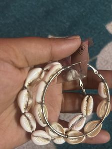 Cowrie Shell Bracelet