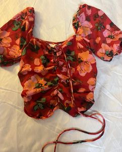 H&amp;M Floral Tie-knot Ruffle Crop Top