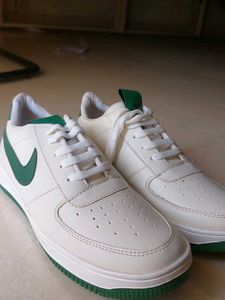 Nike Dunk Low Top Sneaker (1st Copy)