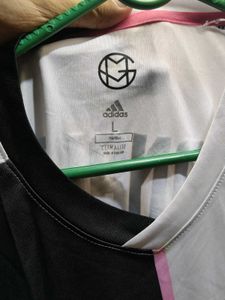 Adidas (Ronaldo) Juventus Football Club Jersey