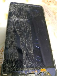 Cracked Phone - Parts Only