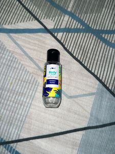 Plum BodyLovin' Shower Gel