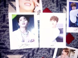 BTS Signature Photo Card