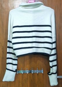 BERSHKA Turtleneck Cropped Sweater