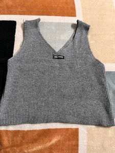 2 Crop Tops