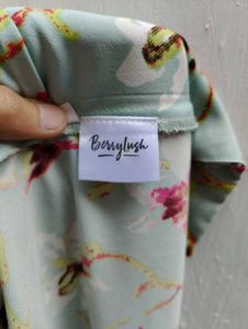 Berrylush Wrap Top