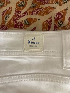White Slim-fit Jeans