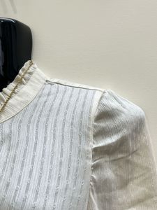 Flash Sale-Veromoda Beige Top