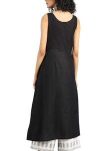 Sleeveless Black Dress