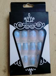 fake nails