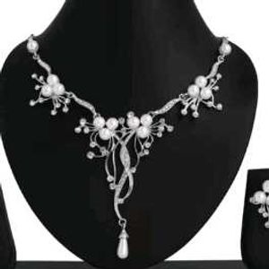 Silver Pearl Necklace