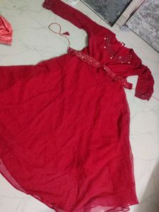 Red Embellished Kurta Set