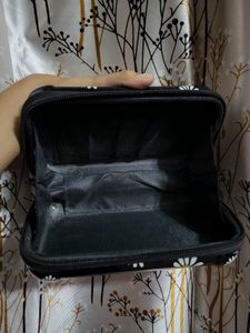 Trendy Sling Bag / Clutch 👝