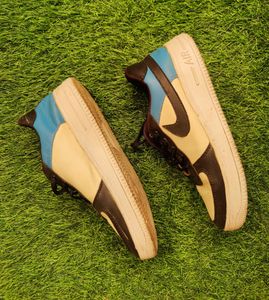 Nike Sneakers Dupe
