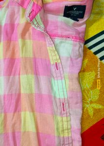 Women Check Shirt Light Colour