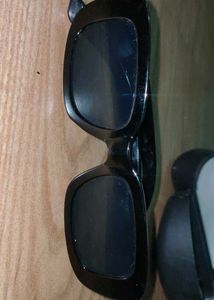 Retro Black Sunglasses