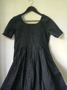 aline pintuck  dress