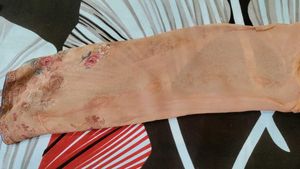 Peach Floral Embroidered Kurta